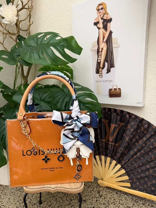 Louis Vuitton Handbags - 💙🤍💙Louis Vuitton Gift Bag Tote💙🤍💙